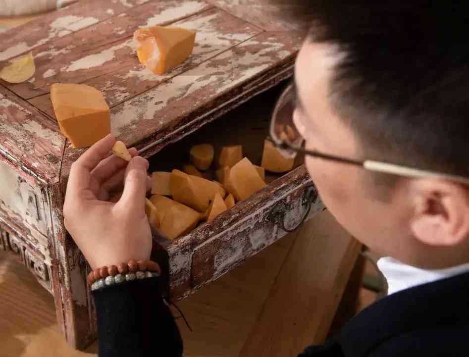 缅甸黄玉值钱吗(缅甸黄玉属于什么档次)插图4