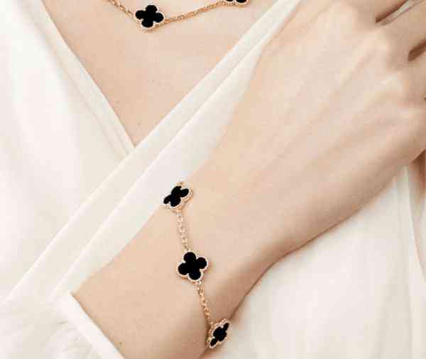 男士手链奢侈品(男士手链奢侈品图片)插图5 男士手链奢侈品(男士手链奢侈品图片)插图5