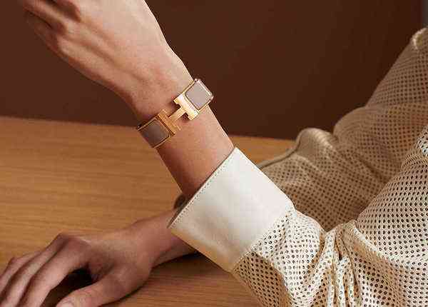 男士手链奢侈品(男士手链奢侈品图片)插图12 男士手链奢侈品(男士手链奢侈品图片)插图12