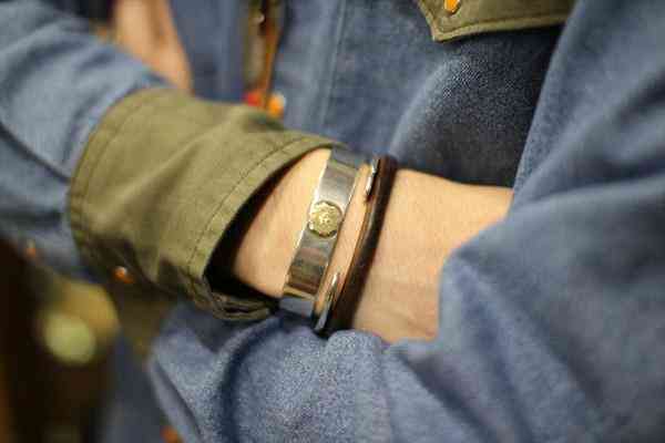 男士手链奢侈品(男士手链奢侈品图片)插图18 男士手链奢侈品(男士手链奢侈品图片)插图18