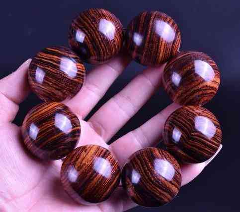 海南黄花梨手串价格(海南黄花梨手串真假辨别)插图3