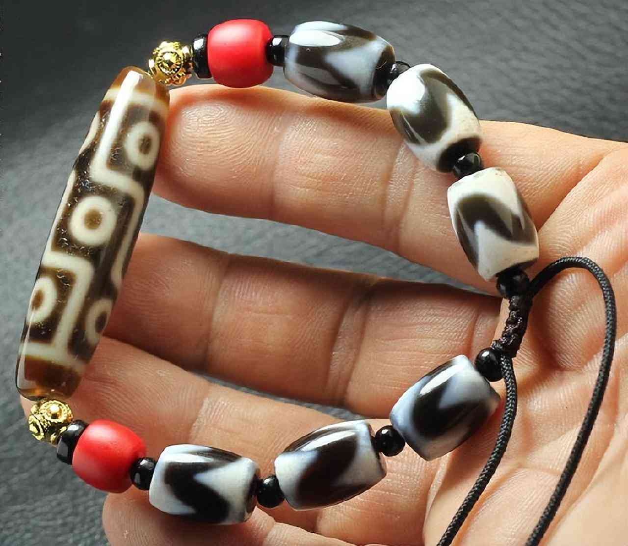 九眼天珠是怎么形成的(九眼天珠)