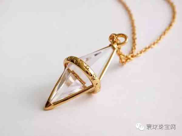 施华洛世奇水晶是天然的吗(施华洛世奇水晶是什么材质的)插图2