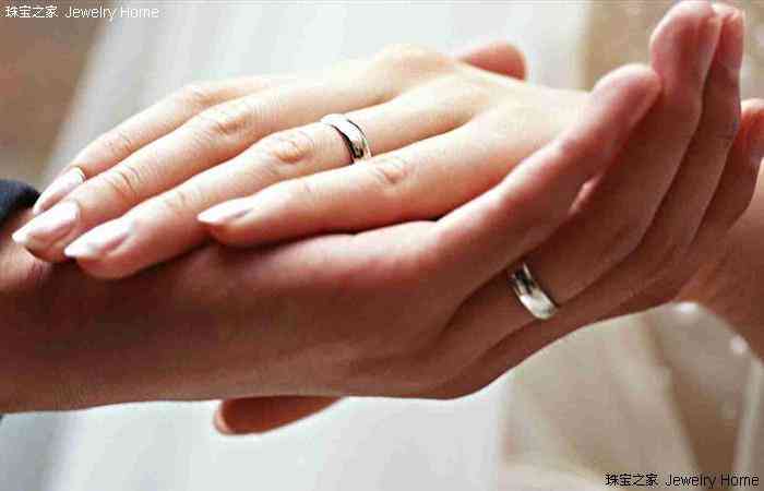 婚戒应该戴在哪个手指(婚戒应该戴在哪个手指上)