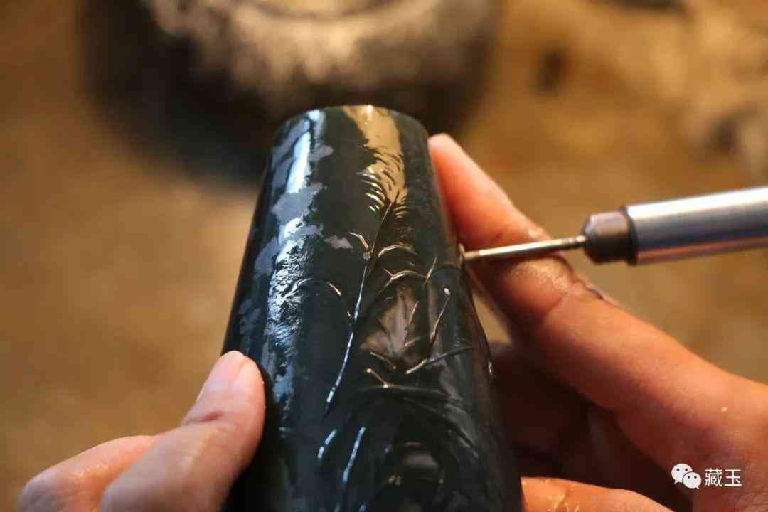 和田玉吊坠值多少钱(和田玉吊坠一般价格在多少)插图10