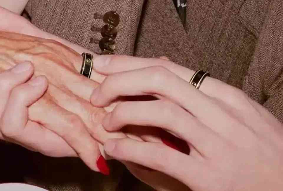 18k戒指多少钱(一般18k金戒指多少钱)插图1