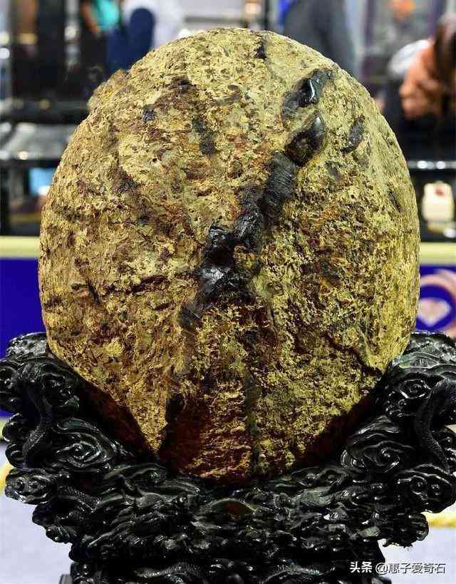 蓝珀价格多少钱一克(蓝珀的价值)插图1