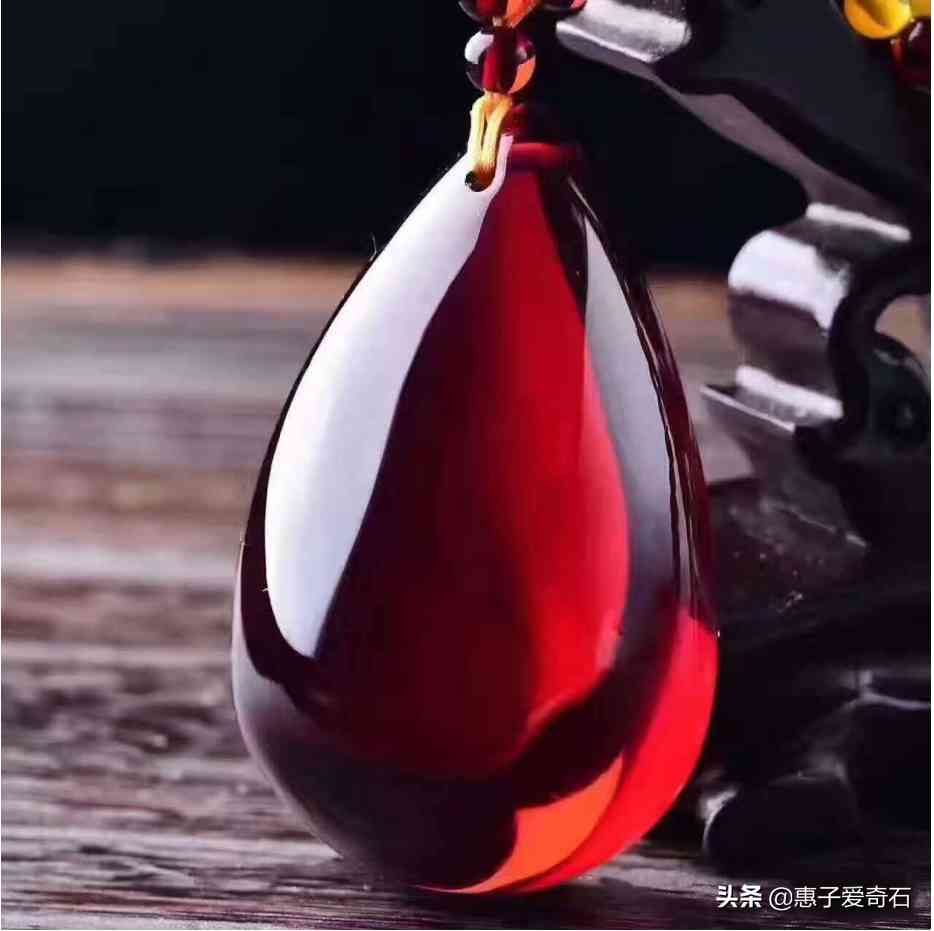 蓝珀价格多少钱一克(蓝珀的价值)插图2