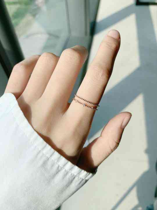 周大福结婚戒指(周大福结婚戒指想卖了)插图2