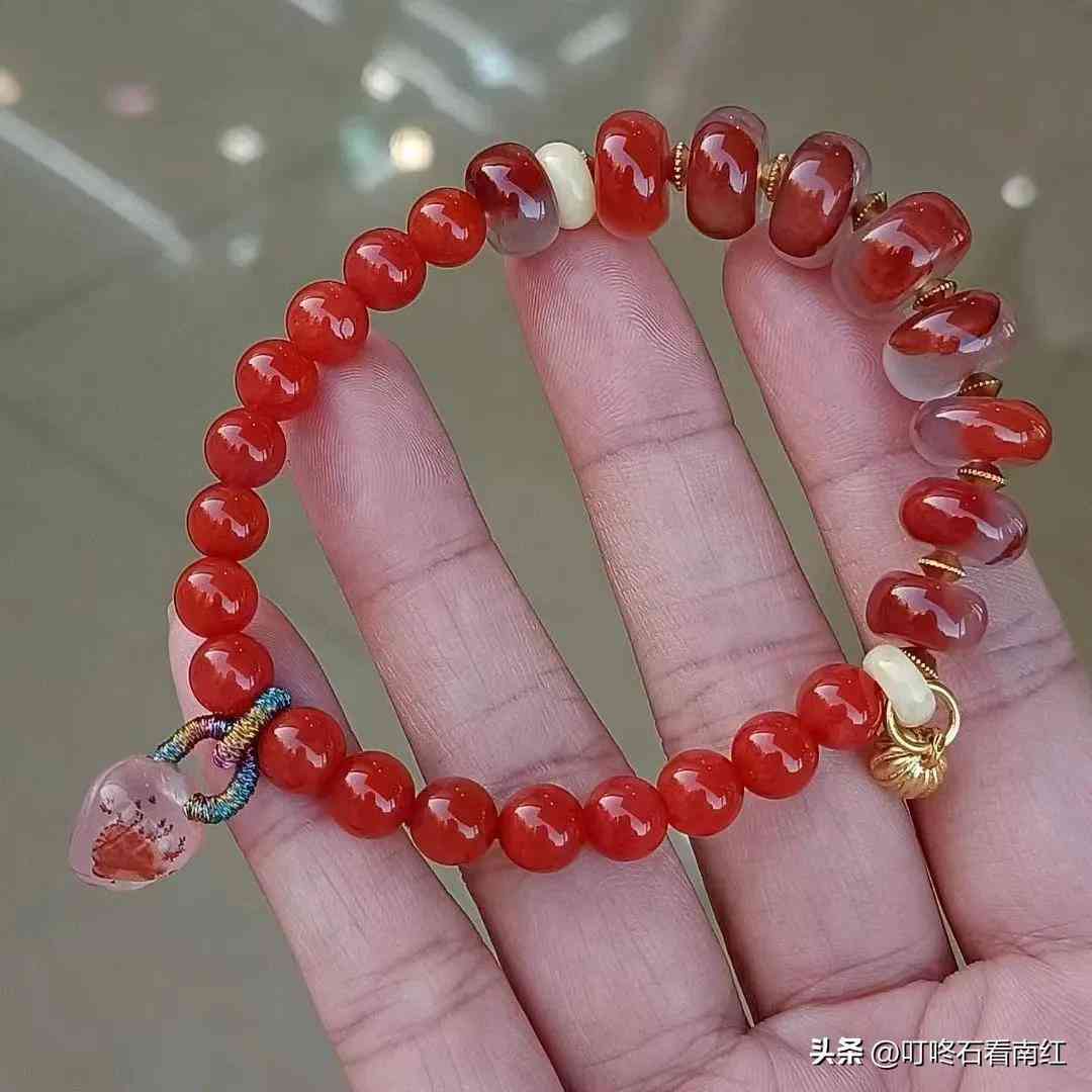 南红玛瑙手串(南红玛瑙手串的功效与作用)