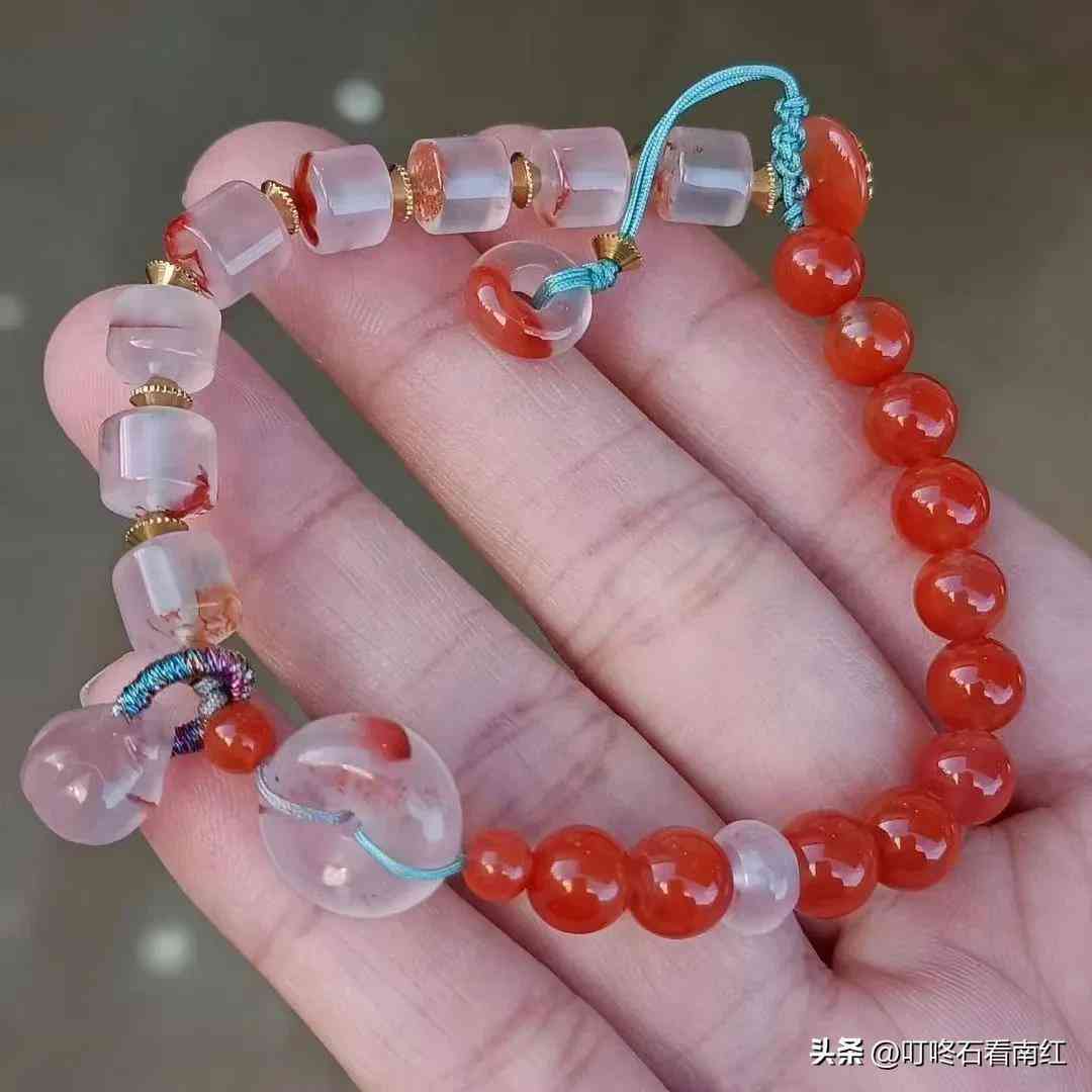 南红玛瑙手串(南红玛瑙手串的功效与作用)插图13 南红玛瑙手串(南红玛瑙手串的功效与作用)插图13