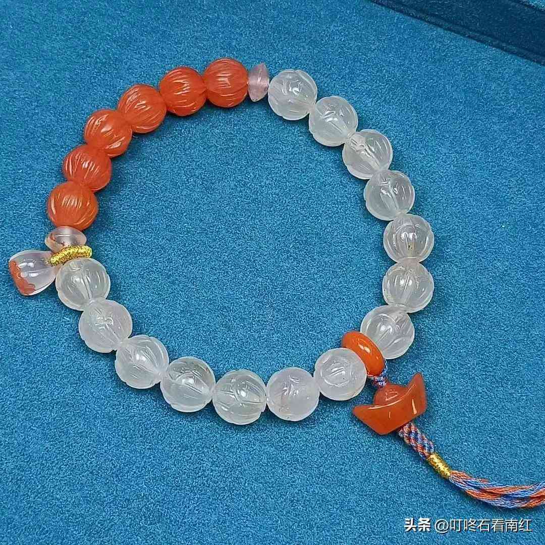 南红玛瑙手串(南红玛瑙手串的功效与作用)插图15 南红玛瑙手串(南红玛瑙手串的功效与作用)插图15
