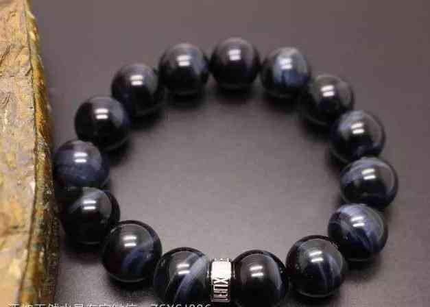 蓝虎眼石戴哪只手(蓝虎眼石招财吗)插图1 蓝虎眼石戴哪只手(蓝虎眼石招财吗)插图1