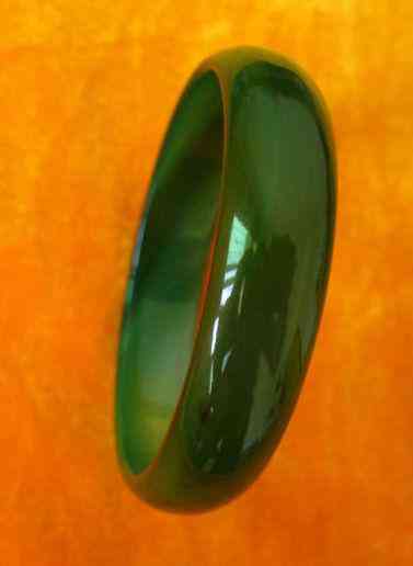 岫岩玉手镯一般多少钱(东陵玉手镯一般多少钱)插图13