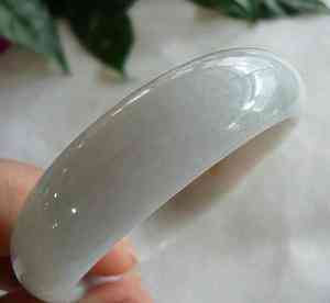 玉石的鉴别方法水泡(怎么鉴别玉石是不是泡出来的)插图19