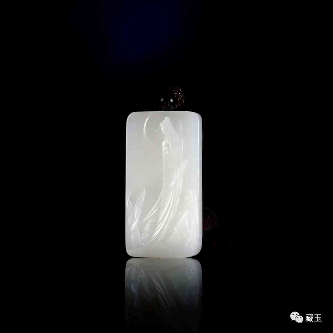 和田玉牌子一般值多少钱(和田玉牌子最好是什么尺寸)插图3 和田玉牌子一般值多少钱(和田玉牌子最好是什么尺寸)插图3