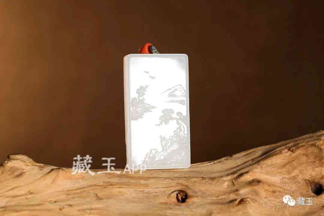 和田玉牌子一般值多少钱(和田玉牌子最好是什么尺寸)插图10 和田玉牌子一般值多少钱(和田玉牌子最好是什么尺寸)插图10