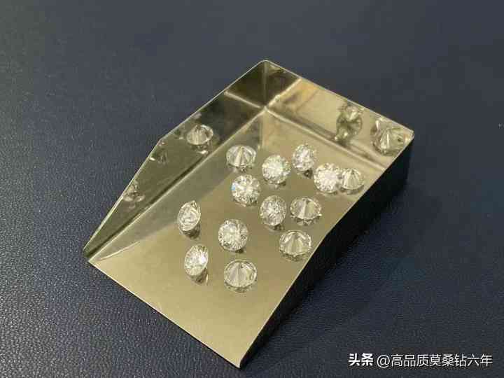 莫桑钻戒指一般多少钱(莫桑钻戒值多少钱一克)插图1