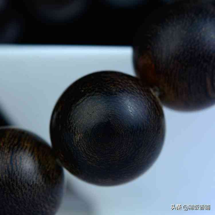 沉香手串佩戴十大禁忌(沉香手串有什么作用与功效)插图4