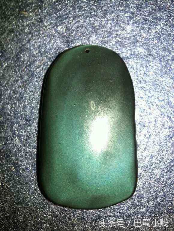 黑曜石几十元是真的吗(女人戴黑曜石的禁忌)插图4 黑曜石几十元是真的吗(女人戴黑曜石的禁忌)插图4