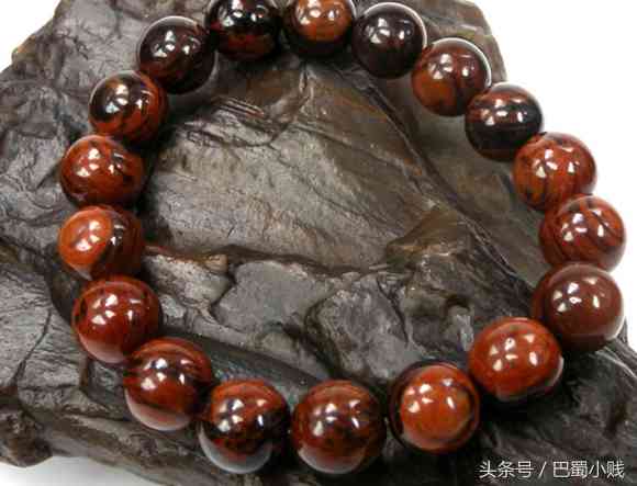 黑曜石几十元是真的吗(女人戴黑曜石的禁忌)插图11 黑曜石几十元是真的吗(女人戴黑曜石的禁忌)插图11