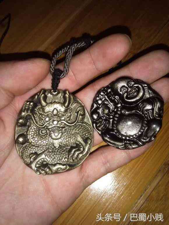 黑曜石几十元是真的吗(女人戴黑曜石的禁忌)插图12 黑曜石几十元是真的吗(女人戴黑曜石的禁忌)插图12