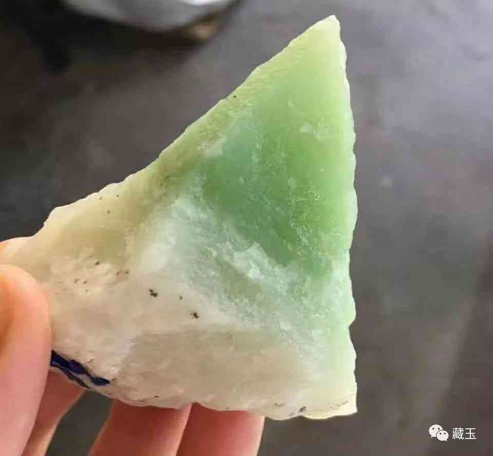 翠青玉手镯价格(翠青手镯图片)插图11