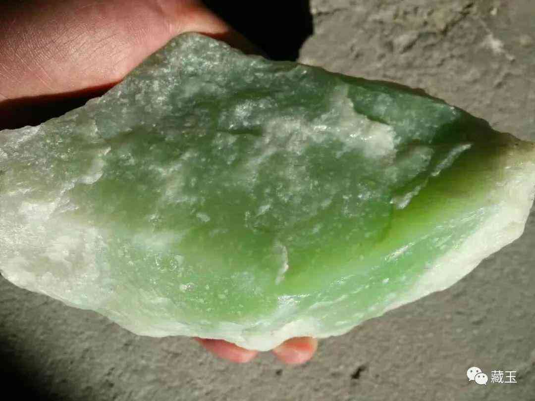 翠青玉手镯价格(翠青手镯图片)插图15