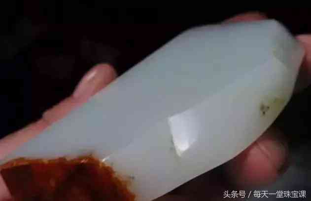 金丝玉为什么不建议戴(金丝玉为什么不建议戴右手)插图10 金丝玉为什么不建议戴(金丝玉为什么不建议戴右手)插图10