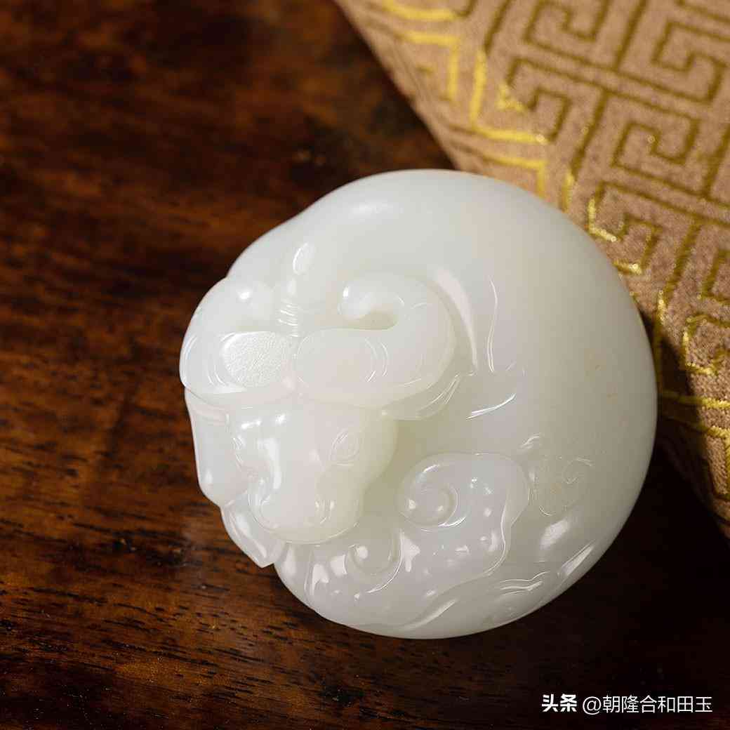 和田玉籽料手把件(和田玉籽料手把件图片及价格)插图7