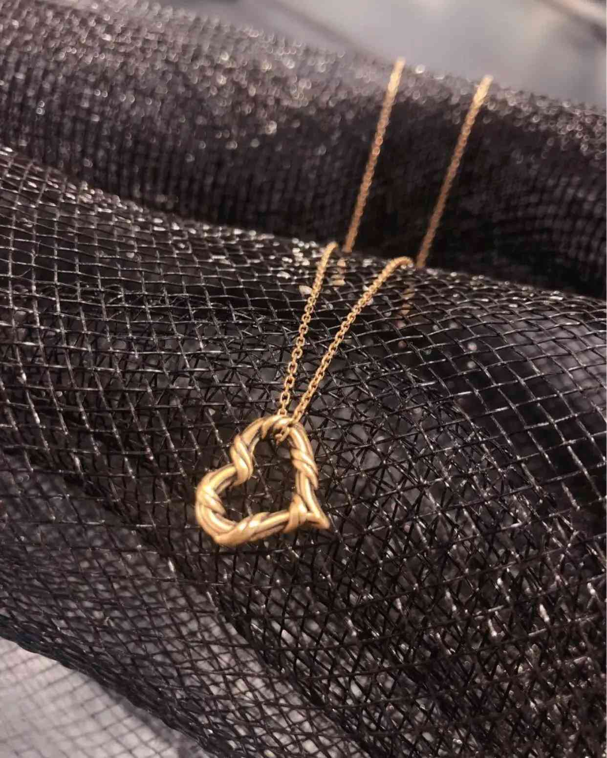 周大福全部项链(周大福项链经典款)插图12