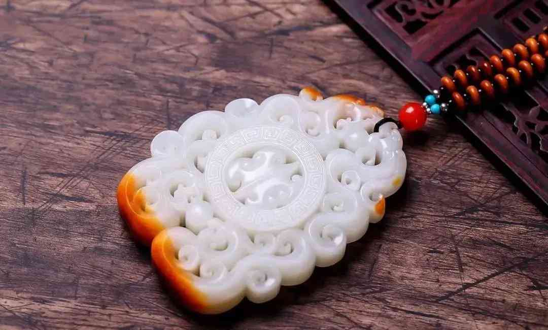 买玉镯去哪里买好(哪里买玉手镯既是正品又便宜)插图7