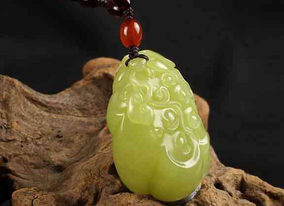 玉怎么看真假鉴别方法(玉要怎么样看真假)插图2 玉怎么看真假鉴别方法(玉要怎么样看真假)插图2