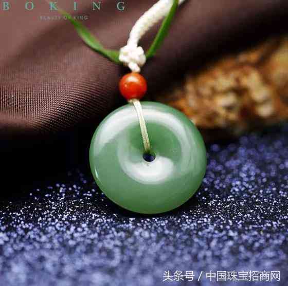 和田玉怎么保养会越来越润(和田玉怎么鉴定真假识别)插图1 和田玉怎么保养会越来越润(和田玉怎么鉴定真假识别)插图1