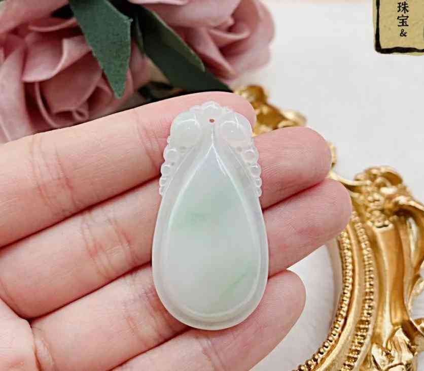 翡翠a货一般在什么价位(翡翠a货值不值钱)插图2