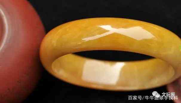 翡翠镯子飘黄好不好(翡翠镯子飘黄好不好)插图2