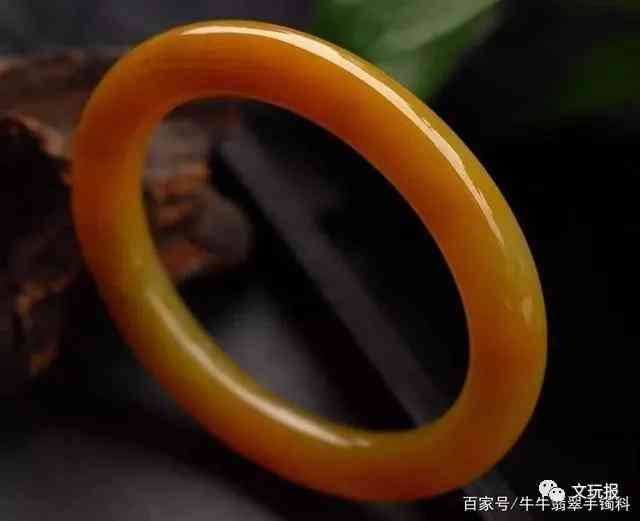 翡翠镯子飘黄好不好(翡翠镯子飘黄好不好)插图3