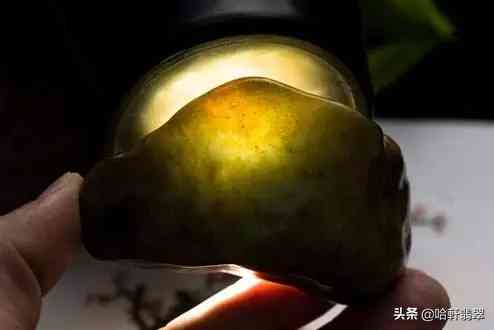 翡翠原石和翡翠毛料有什么区别(翡翠原石和翡翠毛料有什么区别图片)插图7