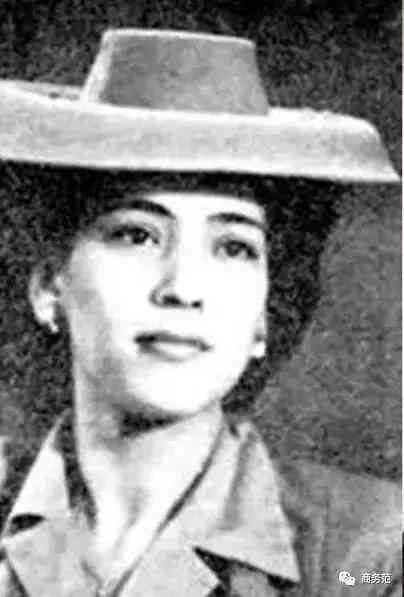 二十克拉钻戒(二十克拉钻戒有多大)插图56