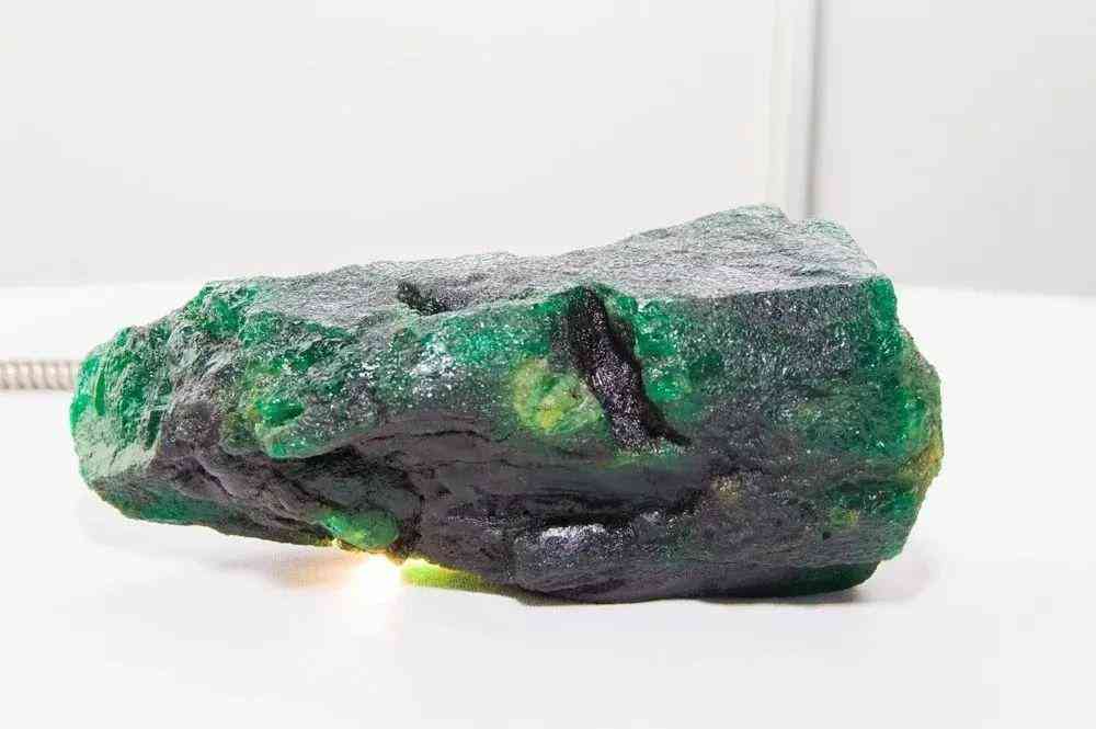 祖母绿1克拉多少钱(祖母绿1克拉多少钱哥伦比亚)插图5