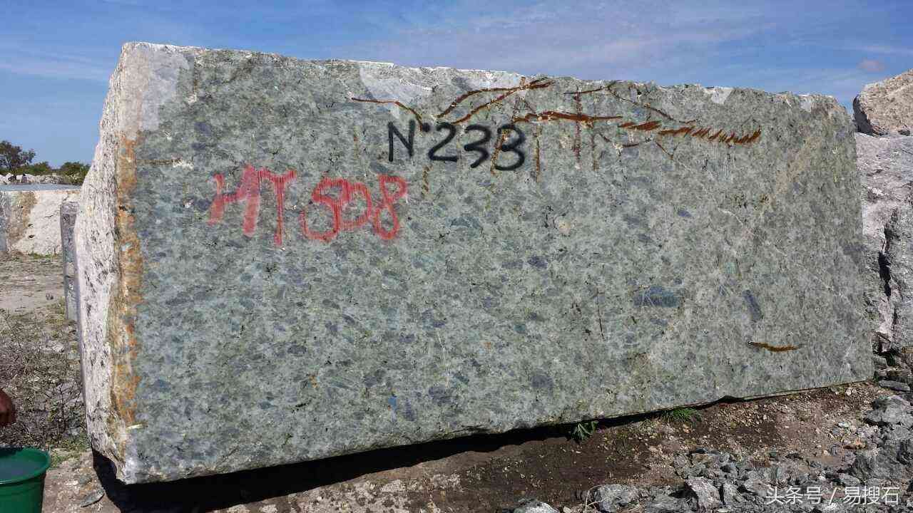 拉长石价格(拉长石原石价格一般在多少)插图2