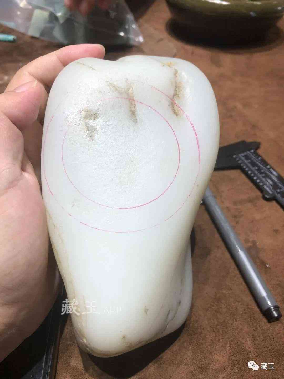 和田玉手镯价格一般在多少钱(和田玉手镯价格一般在多少钱左右)插图10 和田玉手镯价格一般在多少钱(和田玉手镯价格一般在多少钱左右)插图10