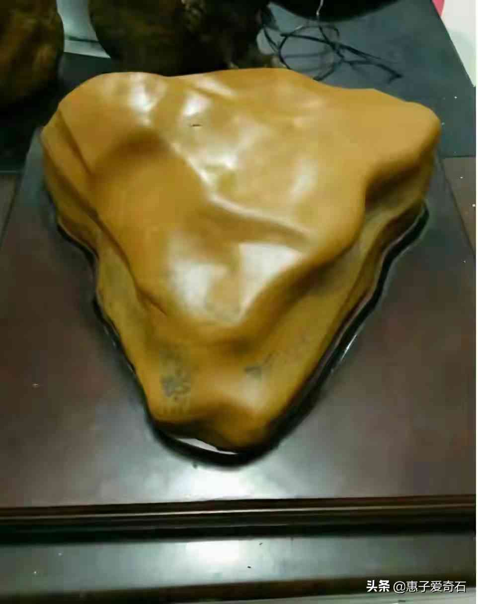 黄蜡石原石价格(黄蜡石原石价格走势)插图2 黄蜡石原石价格(黄蜡石原石价格走势)插图2