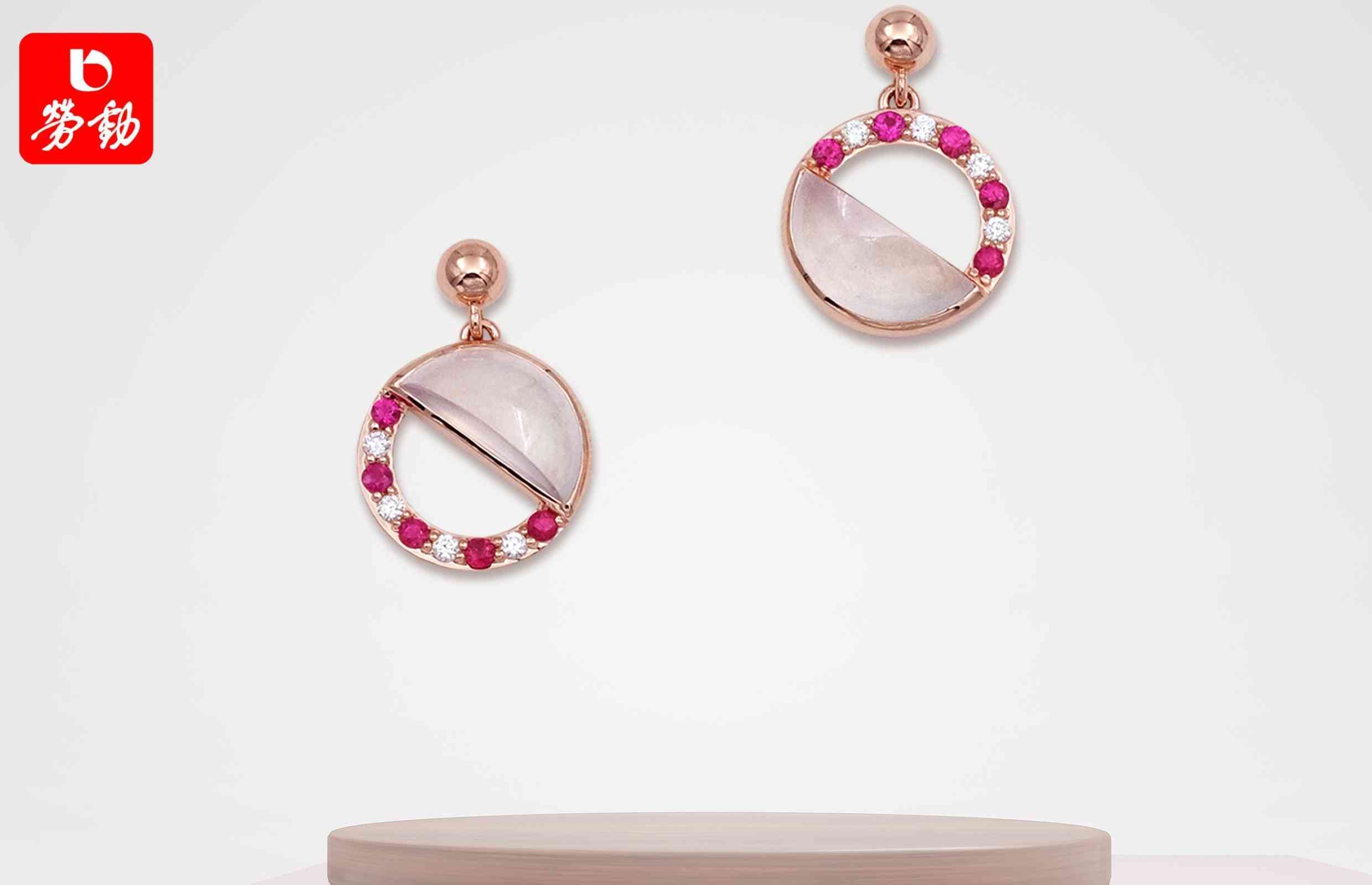 老凤祥女士黄金项链(老凤祥女士黄金项链款式图片)