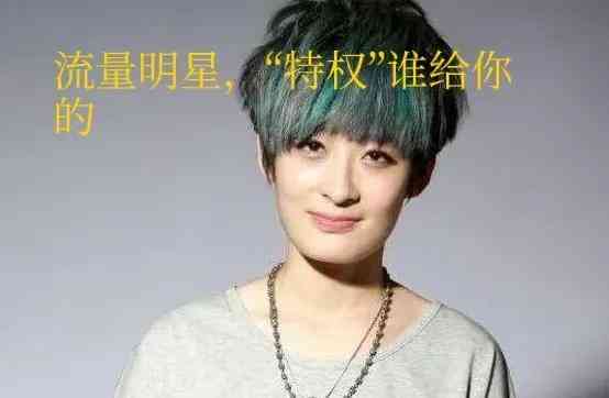 蒂芙尼十字架项链(蒂芙尼十字架项链金)