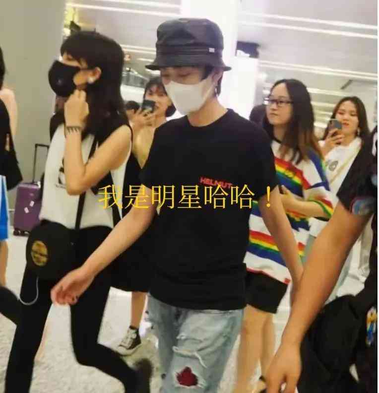 蒂芙尼十字架项链(蒂芙尼十字架项链金)插图1