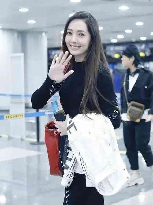 蒂芙尼十字架项链(蒂芙尼十字架项链金)插图18