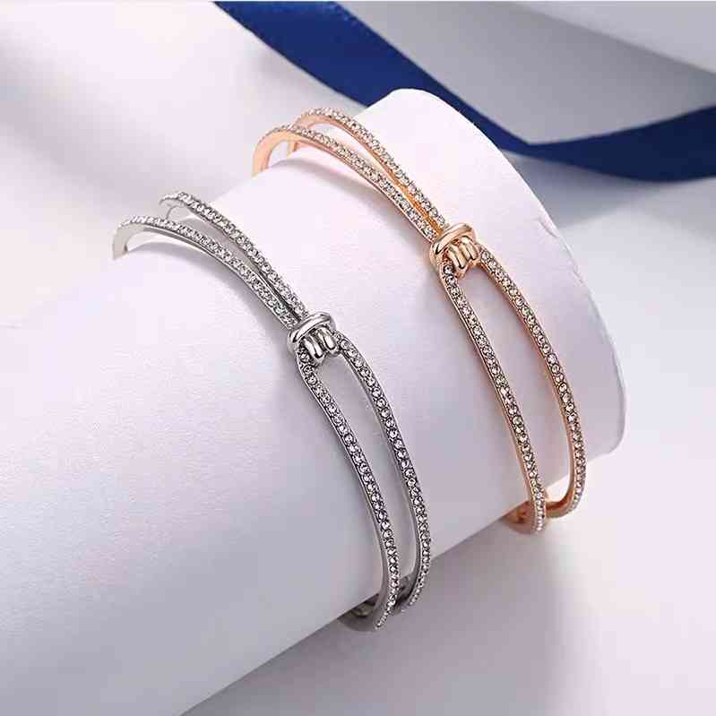 施华洛世奇项链所有款式(施华洛世奇项链所有款式图)插图22 施华洛世奇项链所有款式(施华洛世奇项链所有款式图)插图22