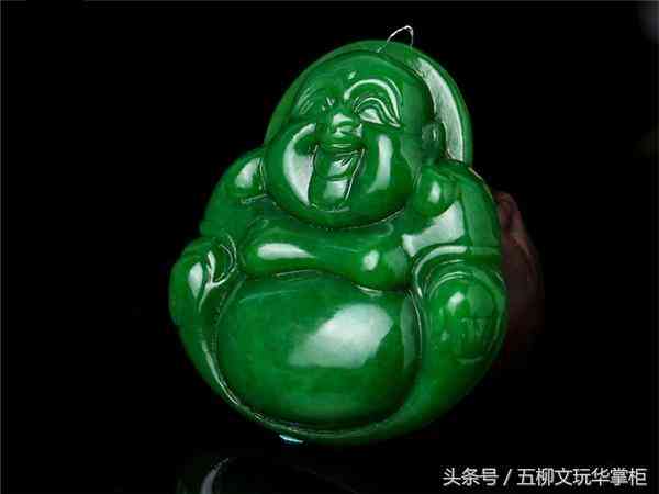 女人脖子上戴玉貔貅好吗(女人脖子上戴玉貔貅图片)插图2