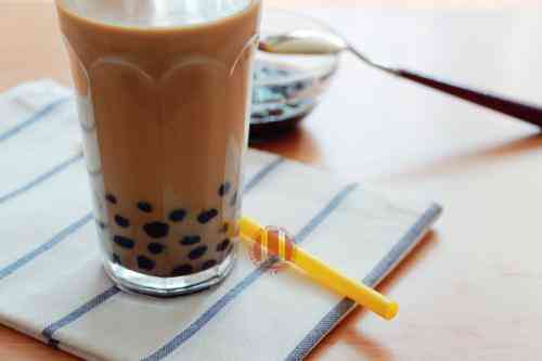 珍珠奶茶的珍珠是什么做的(黑色珍珠奶茶的珍珠是什么做的)插图2